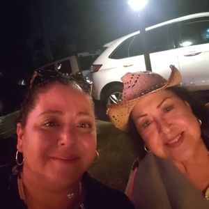 Meet your Posher, Tina